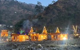 Cabana Riverside Resort - Kainchi Dham
