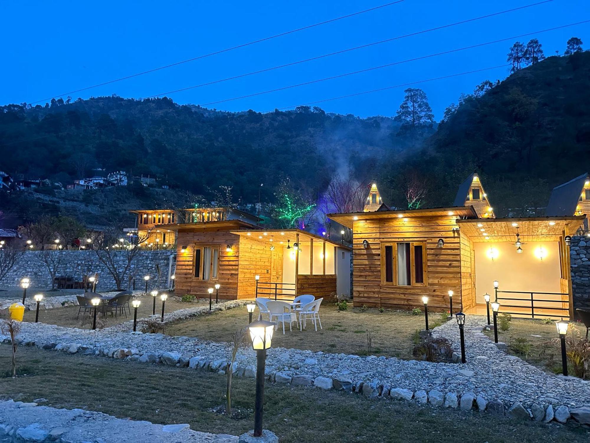 Cabana Riverside Resort - Kainchi Dham Nainital Luaran gambar